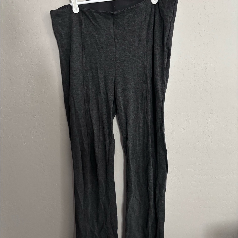 Gloria Vanderbilt Black Straight-Leg Pants